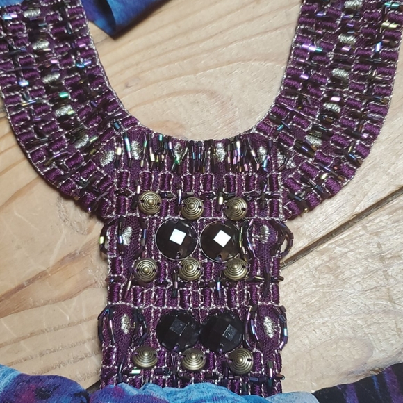 Halter top - Picture 3 of 3